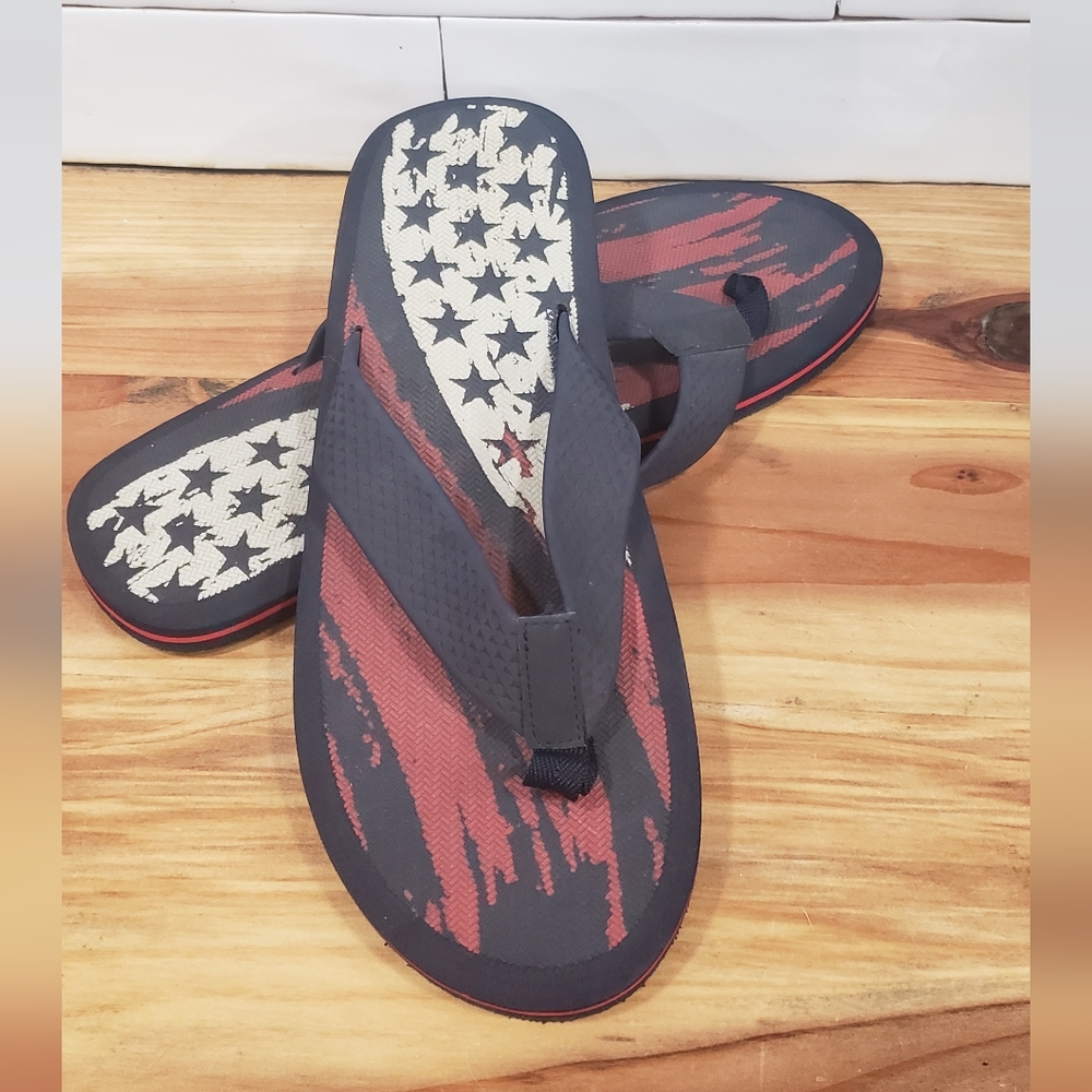 NWT Mens American Flag Flip Flops